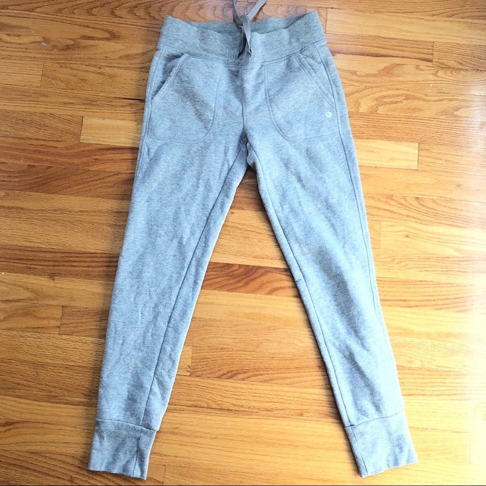 grey fleece joggers sweatpants